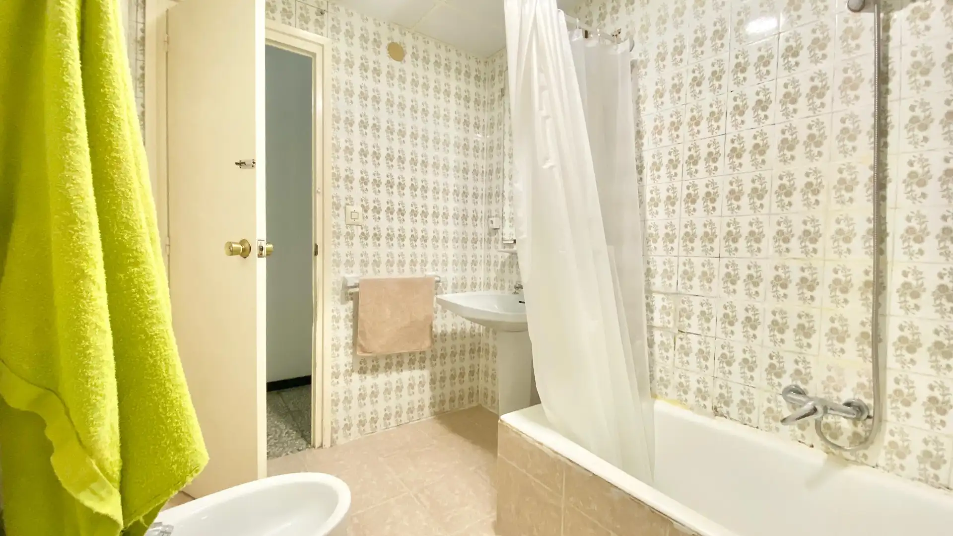 Bany de Apartament de lloguer en Florida - Ciudad de Asís