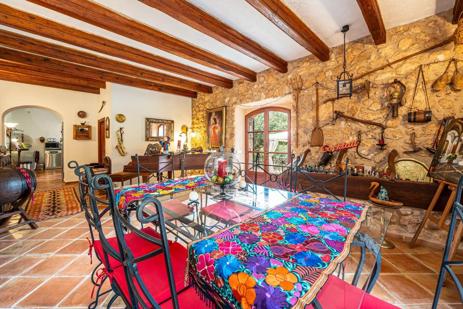 Comedor de Finca rústica en venta en Algaida con Aire acondicionado, Calefacción y Jardín privado