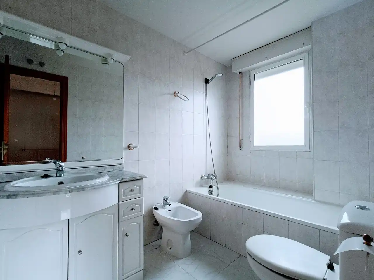 Bany de Casa o xalet de lloguer en Villaviciosa de Odón amb Calefacció, Parquet i Forn