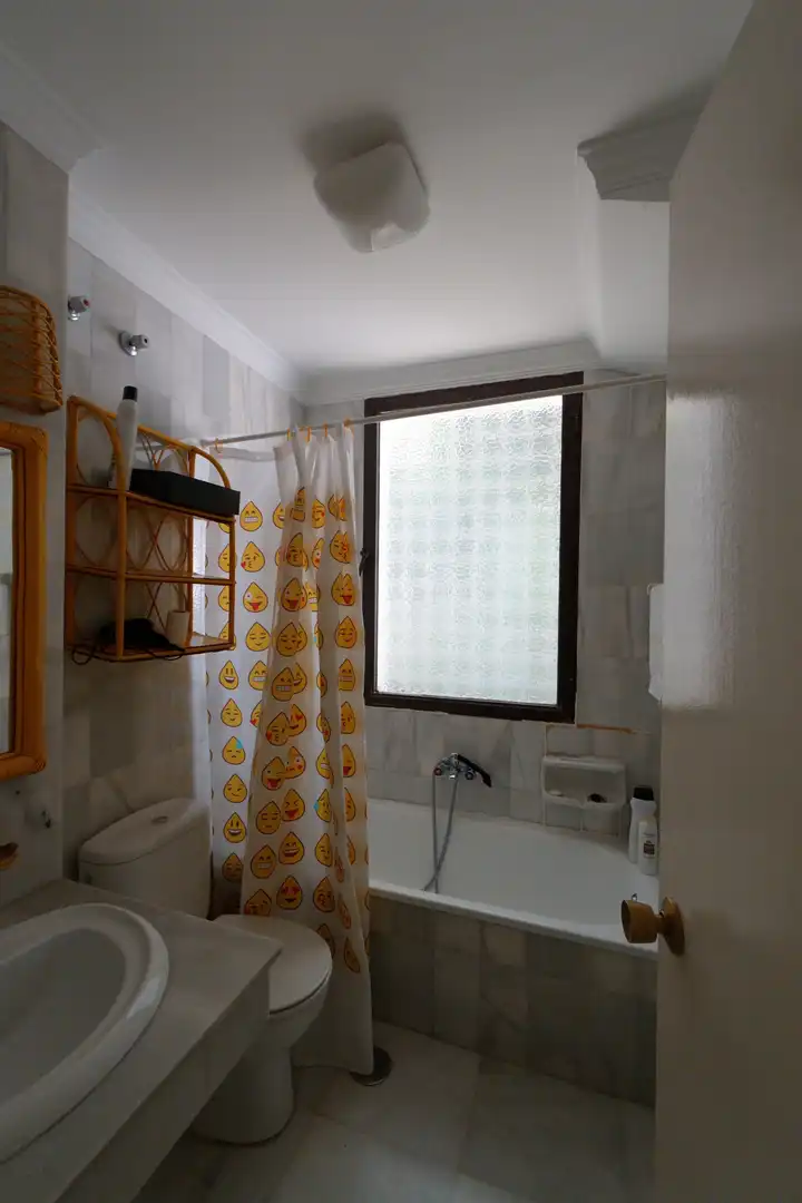 Baño de Casa o chalet en venta en Marbella con Jardín privado, Terraza y Amueblado
