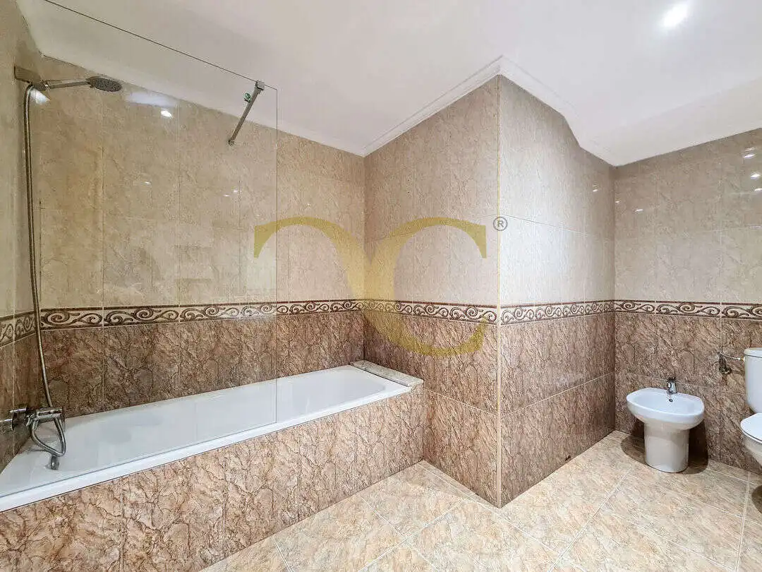 Bathroom of Flat for sale in Centro - Casco Histórico