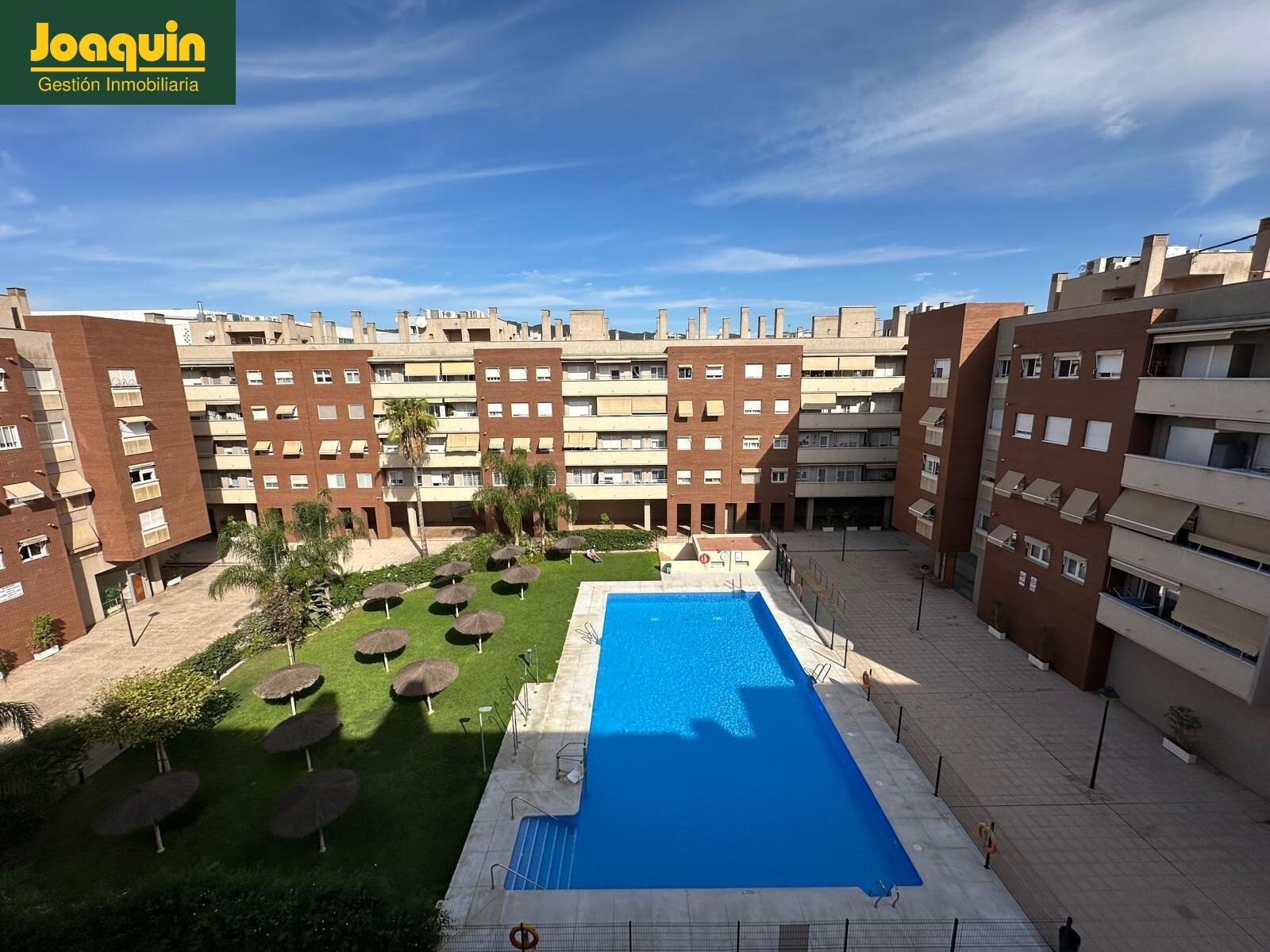 Vista exterior de Pis en venda en  Córdoba Capital amb Aire condicionat, Terrassa i Piscina comunitària