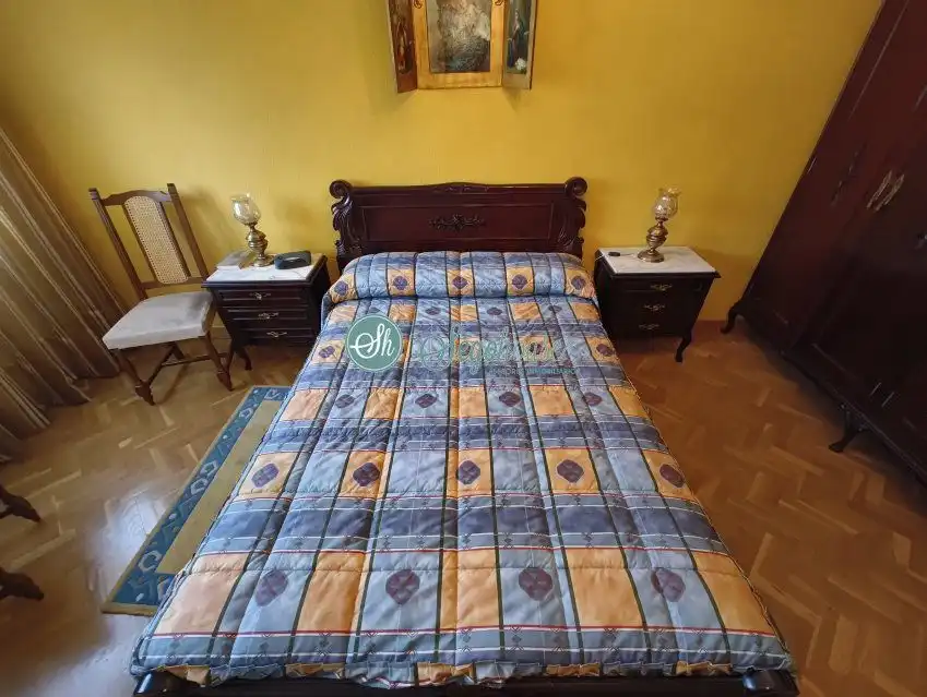 Dormitori de Pis en venda en Segovia amb Calefacció, Parquet i Moblat