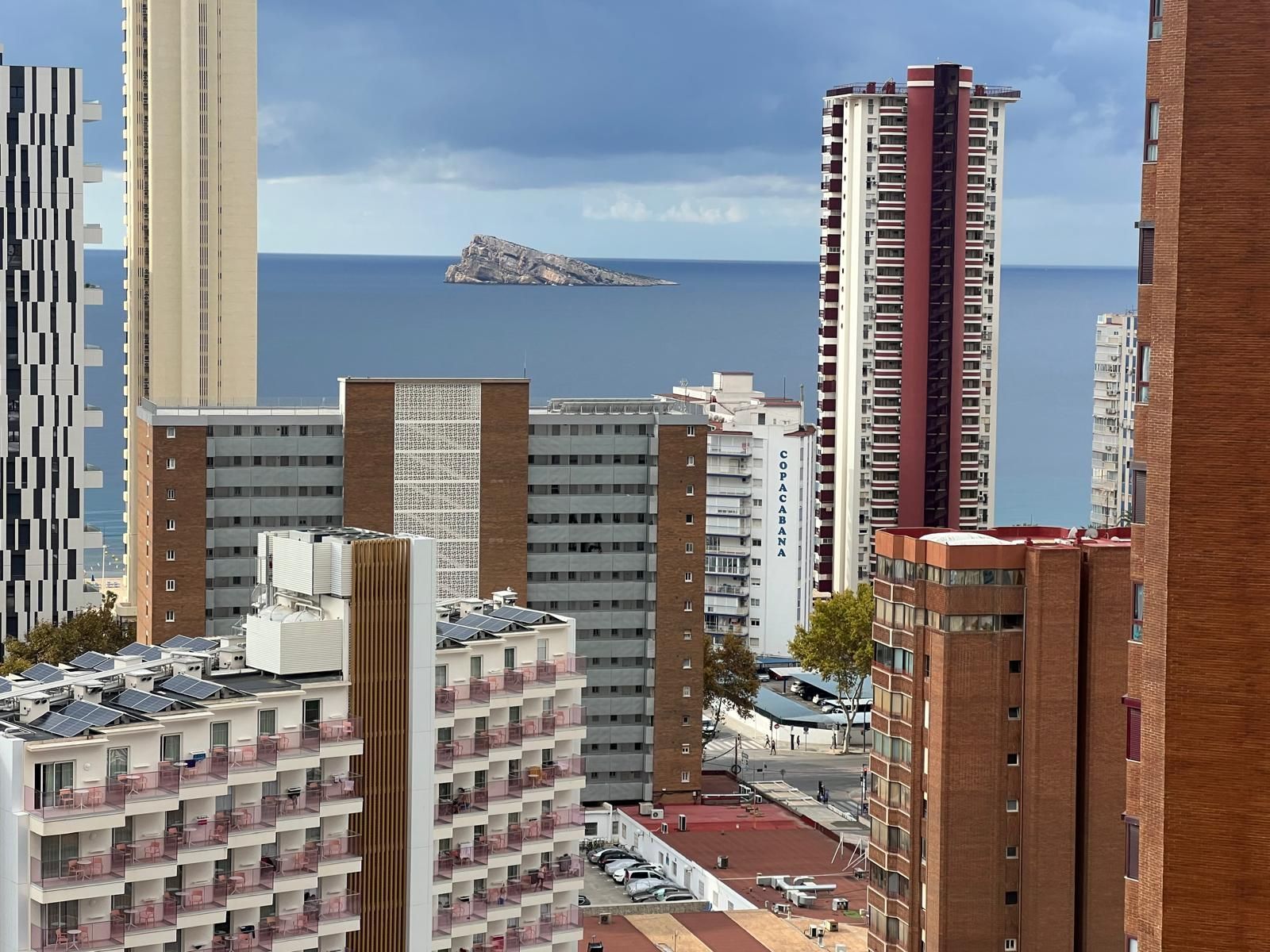 Exterior view of Flat for sale in Benidorm  with Air Conditioner and Community pool