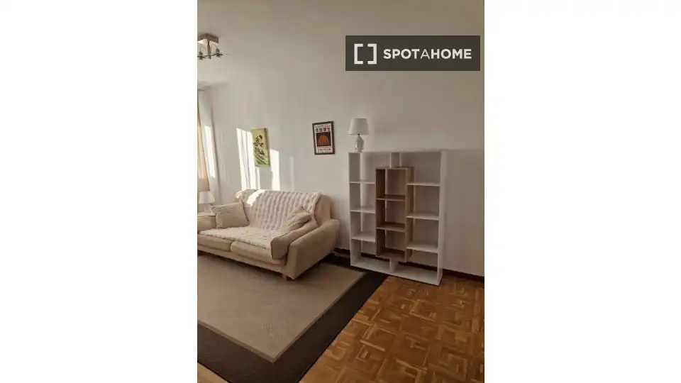 Habitación en Cuatro Caminos - Azca
