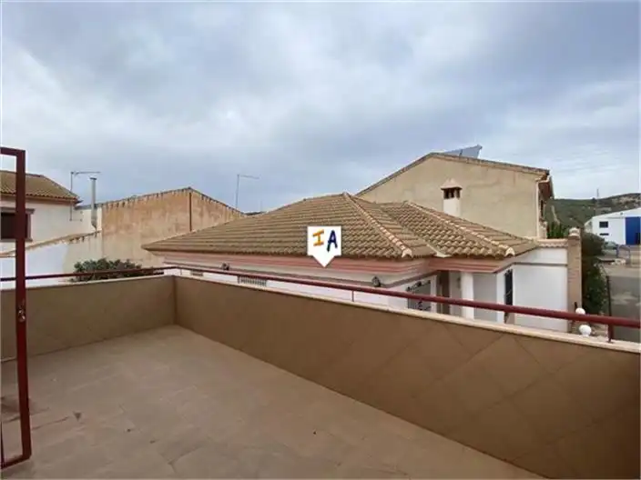 Terrasse von Einfamilien-Reihenhaus zum Verkauf in Íllora mit Terrasse, Abstellraum und Schwimmbad