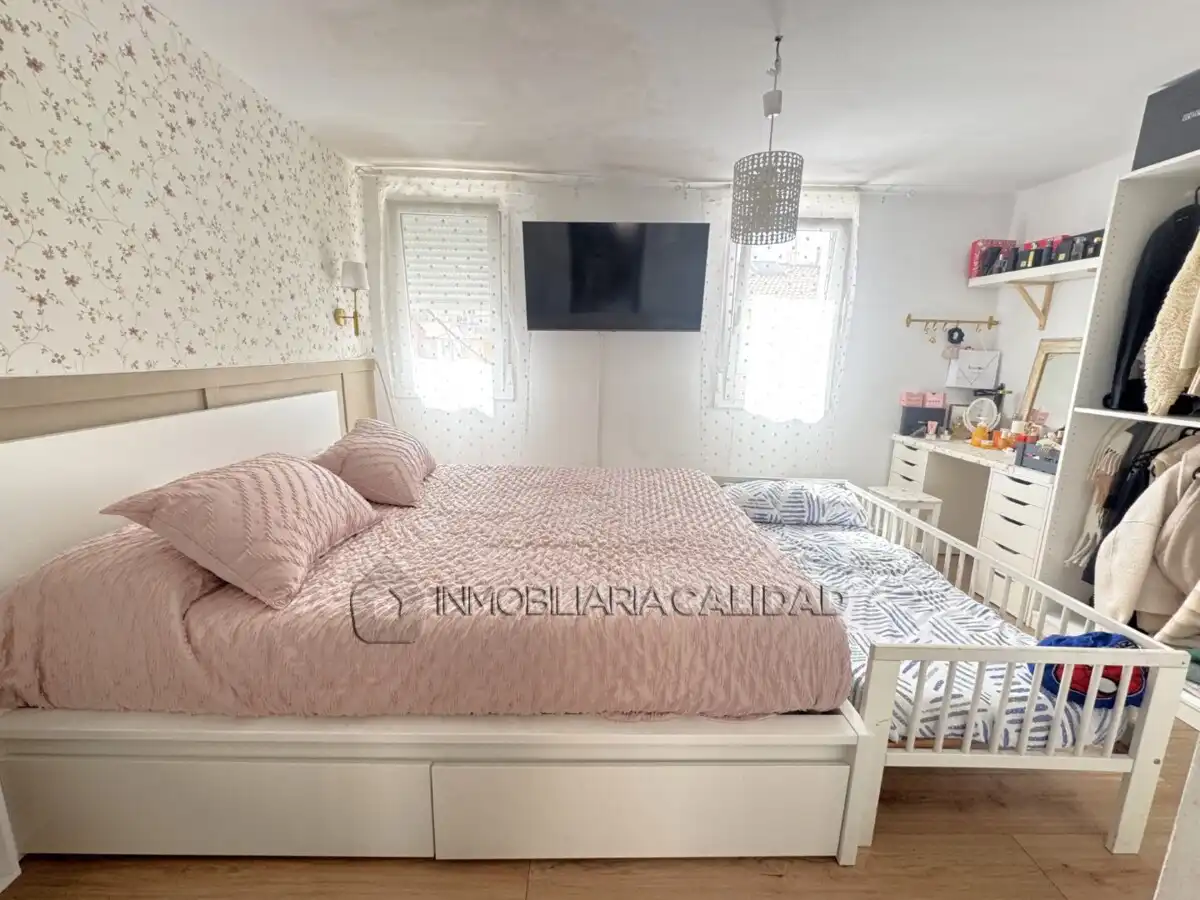 Schlafzimmer von Haus oder Chalet zum Verkauf in Burgos mit Heizung
