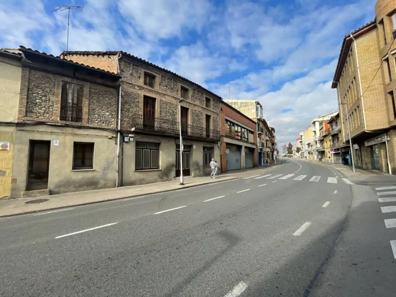 Exterior view of Houses for sale in Manlleu