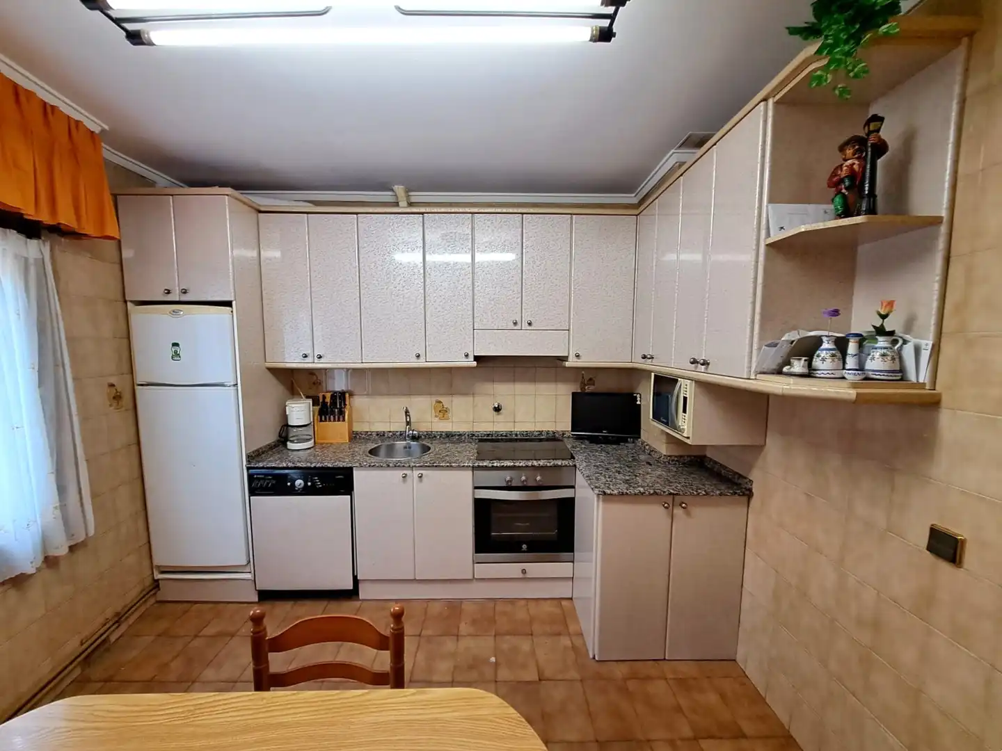 Cocina de Piso en venta en Haro con Calefacción, Amueblado y Balcón