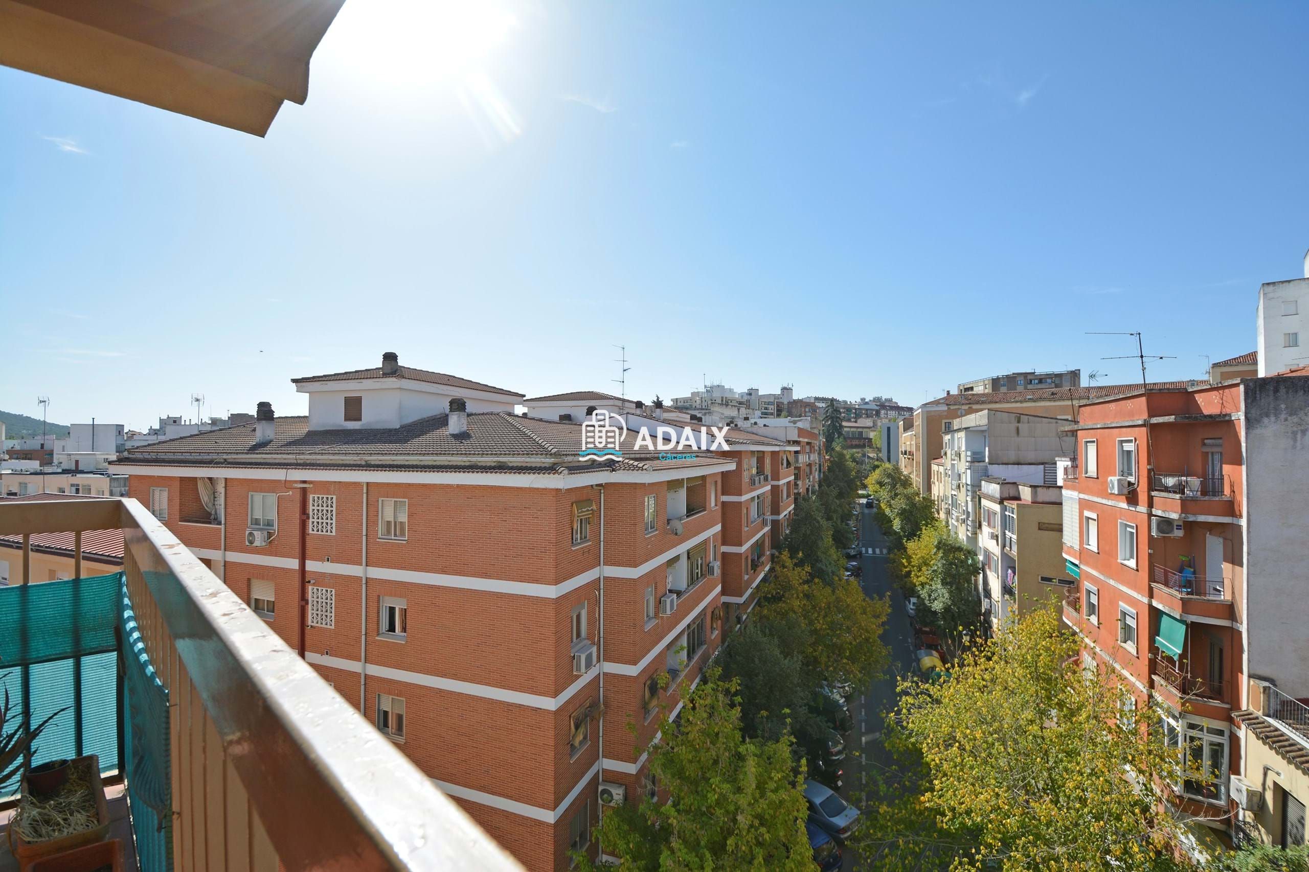 Vista exterior de Piso en venta en Cáceres Capital con Aire acondicionado, Calefacción y Terraza