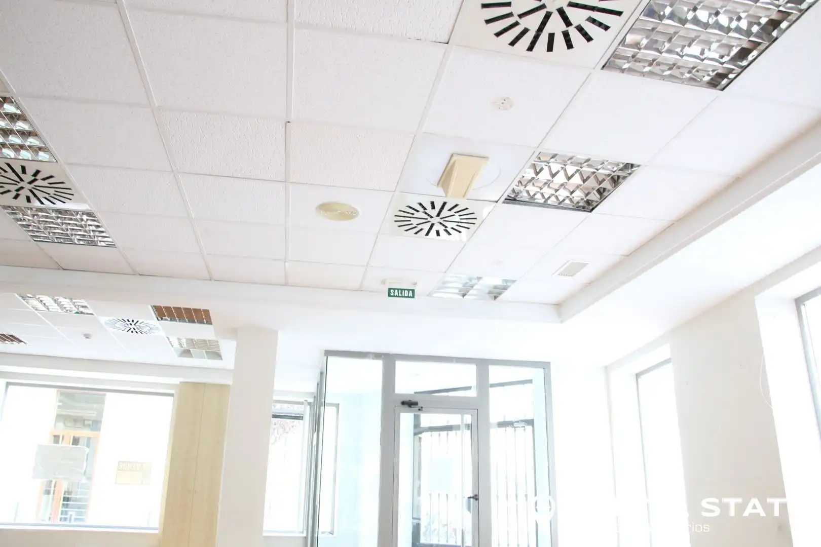 Local en venta en Almería con Aire acondicionado
