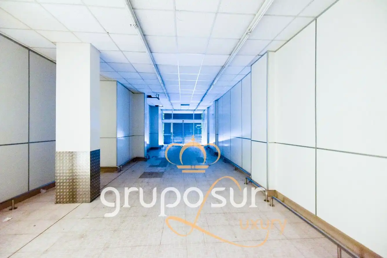 Local comercial de lloguer a Calle Embajadores, imagen 9