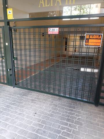 Garaje en Alquiler en Calle Martínez Maldonado, 40 en Los Castillejos - La Trinidad