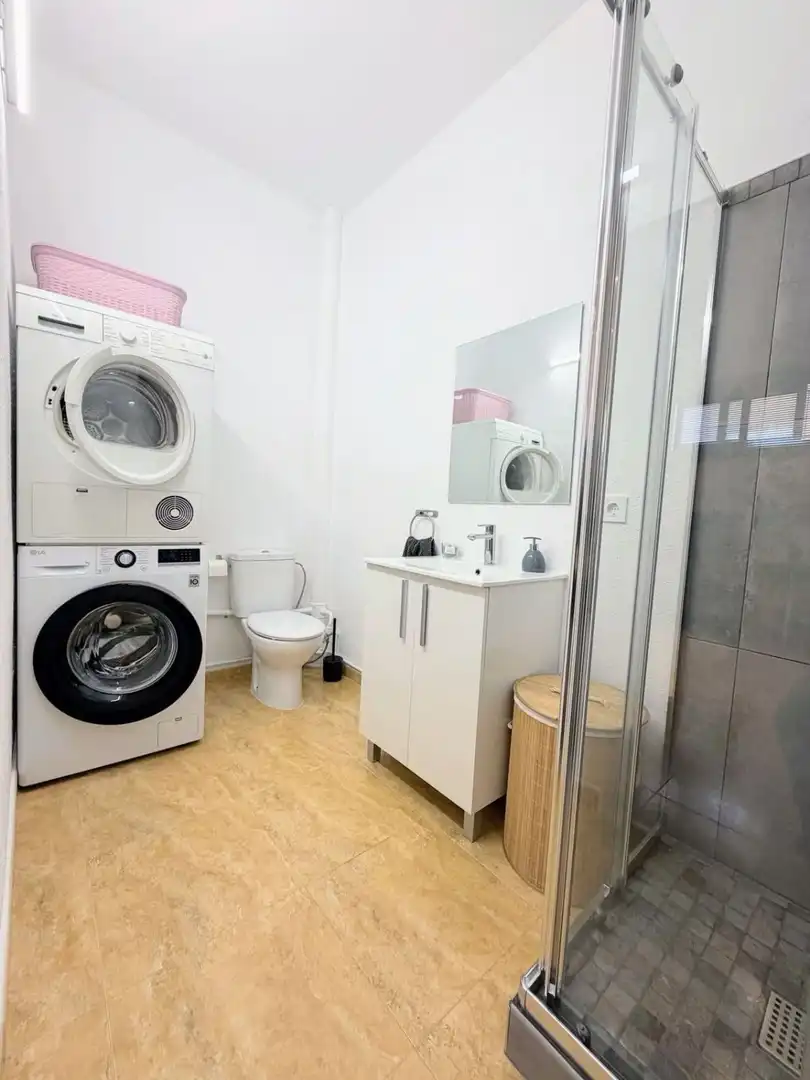Bathroom of Detached homes for sale in Santa Margarida I Els Monjos  with Air Conditioner, Heating and Terrace