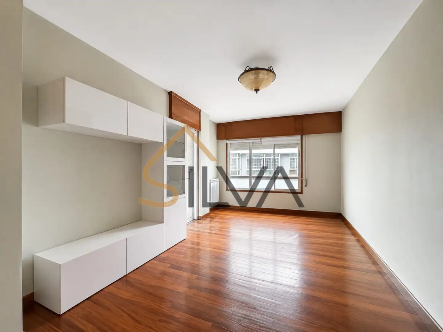 Sala de estar de Piso en venta en Lugo con Calefacción, Trastero y Amueblado