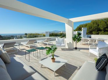 Dúplex con piscina en venta en Milla de Oro