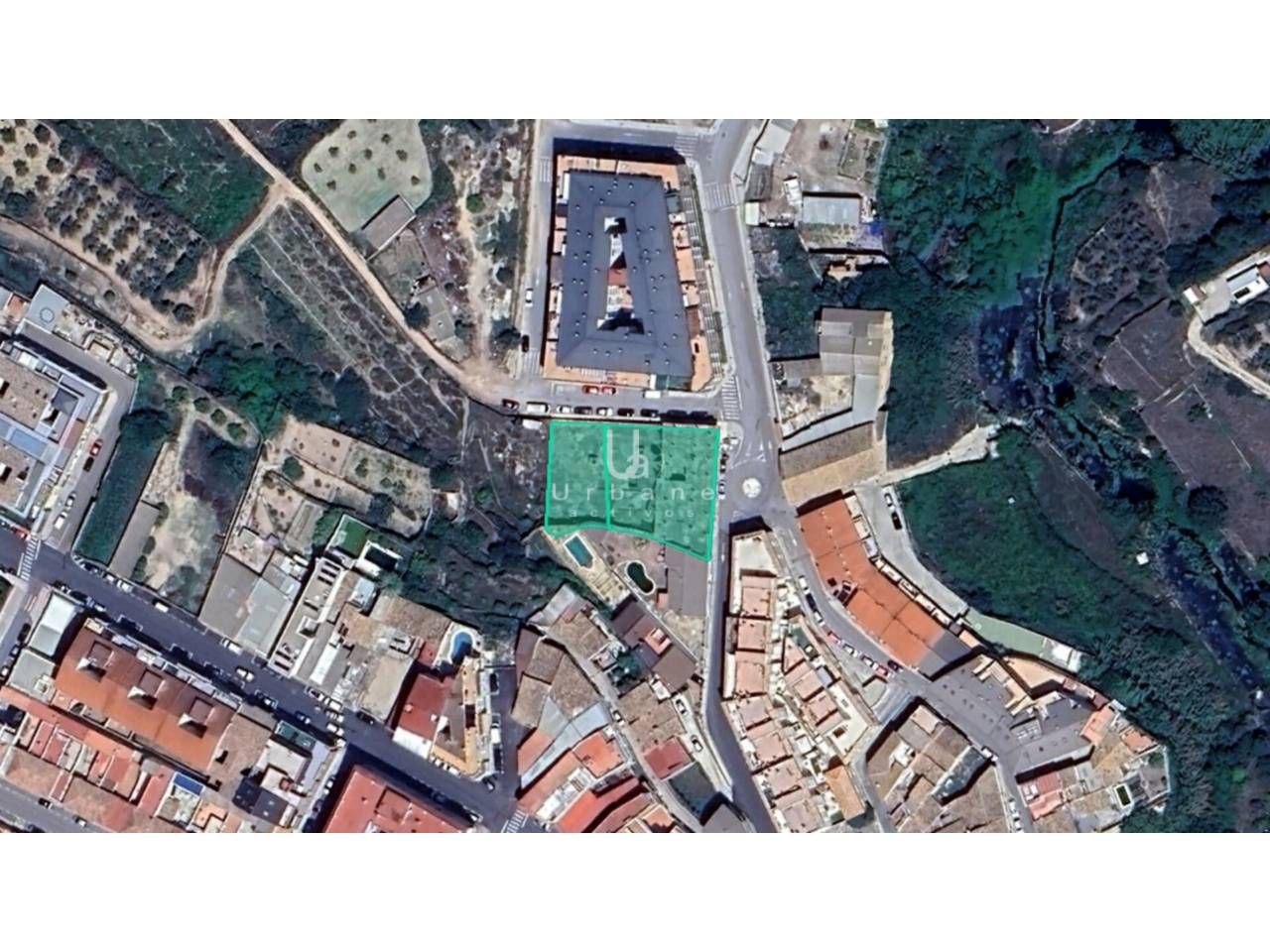 Exterior view of Building for sale in Chiva