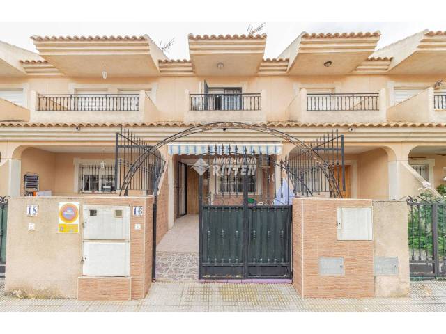 Dúplex en Venta en Calle Adherbal, 16 en Playa Honda - Playa Paraíso