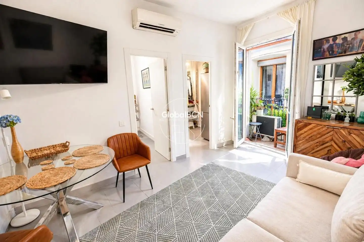 Sala de estar de Piso en venta en Barcelona con Aire acondicionado, Amueblado y Balcón