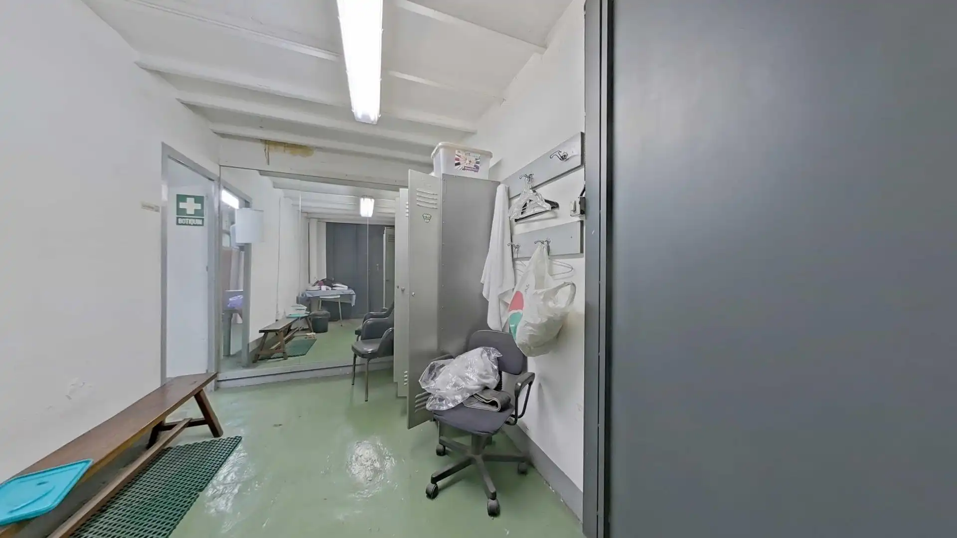 Nave industrial de alquiler en Ripollet