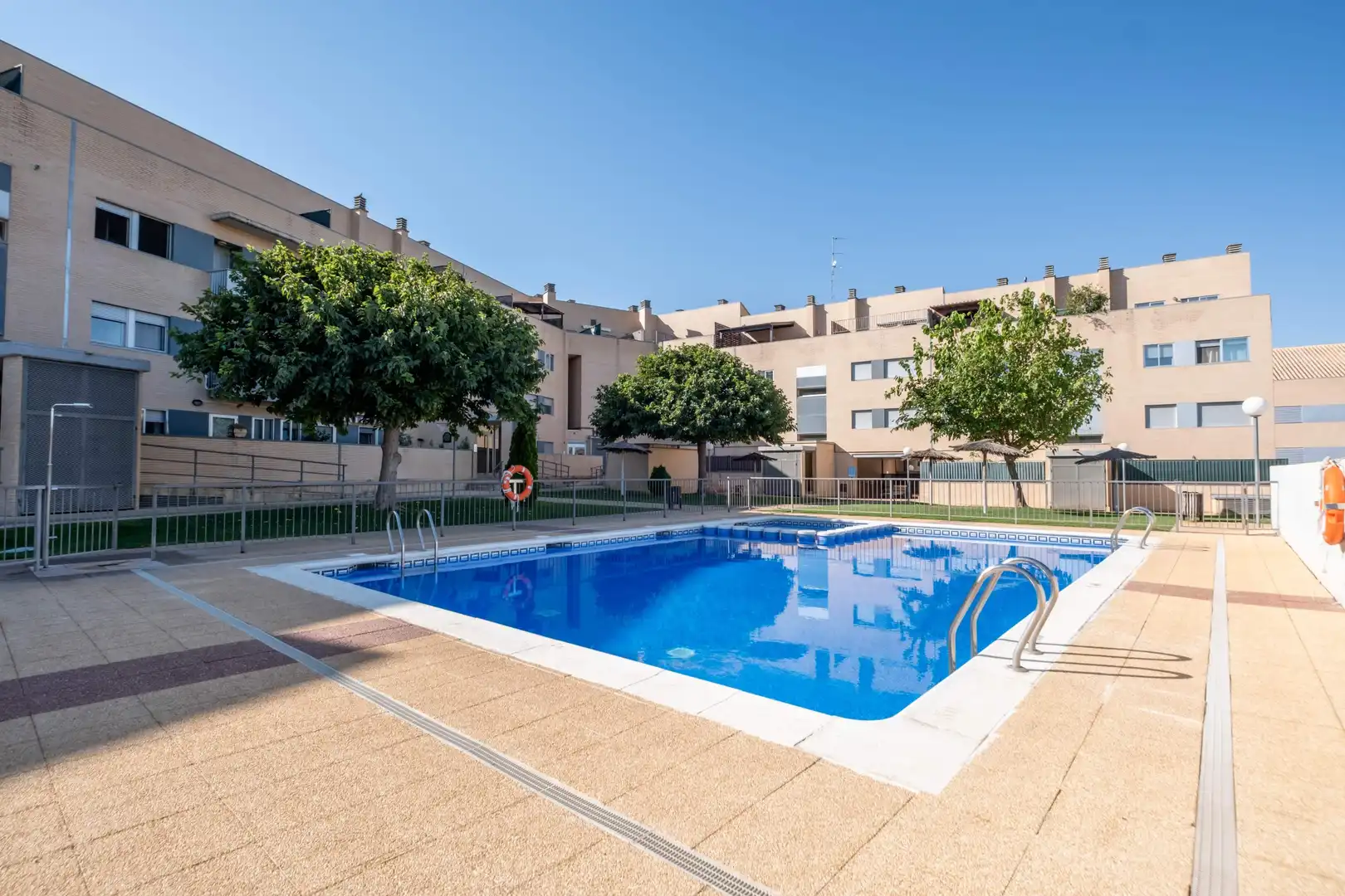 Piso con piscina en venta en Calle de Ramón y Cajal 70, imagen 5