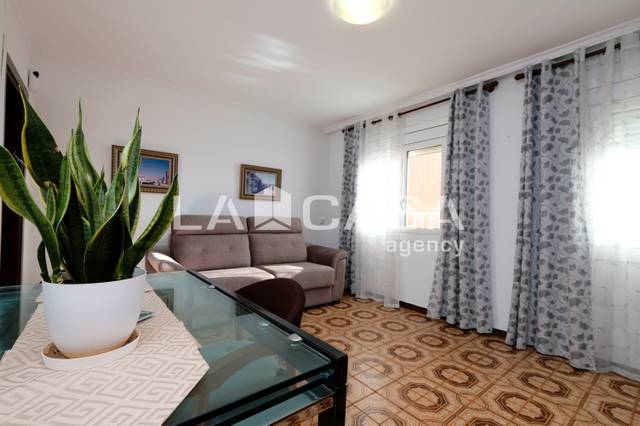 Piso en Venta en Les Roquetes