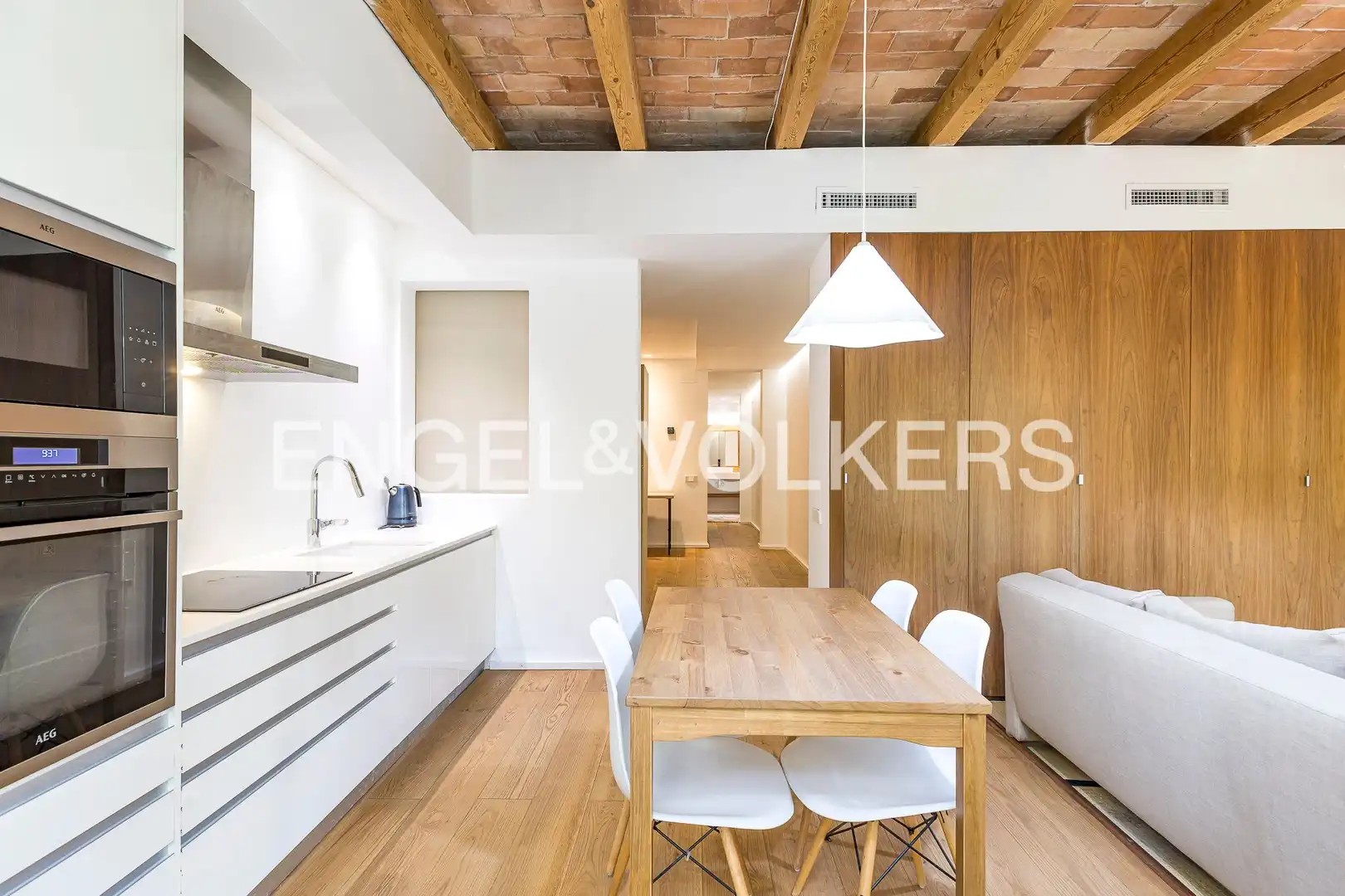 Cocina de Piso de alquiler en Barcelona con Aire acondicionado, Calefacción y Parquet