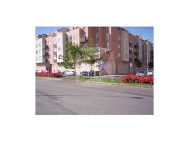 Local comercial en venda a C. Arturo Barea, 17