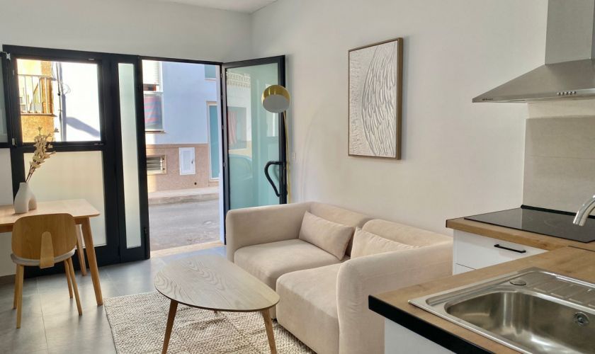 Sala de estar de Apartamento en venta en Carboneras con Amueblado