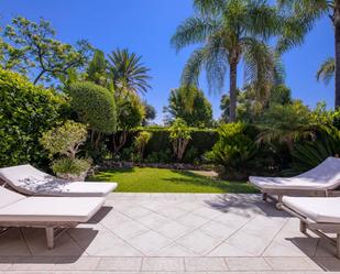 Jardí de Casa adosada en venda en Marbella amb Aire condicionat, Calefacció i Jardí privat