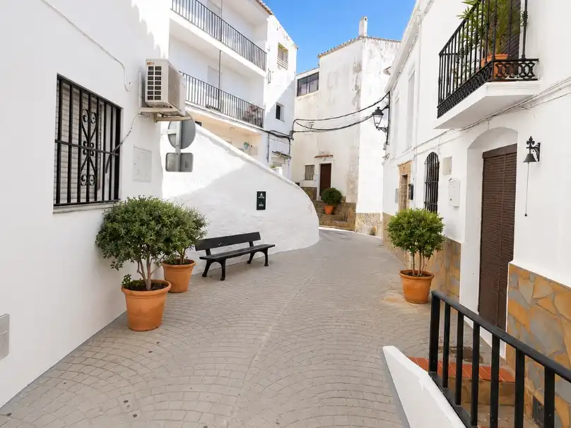 Vista exterior de Casa o xalet en venda en Casares amb Terrassa i Balcó