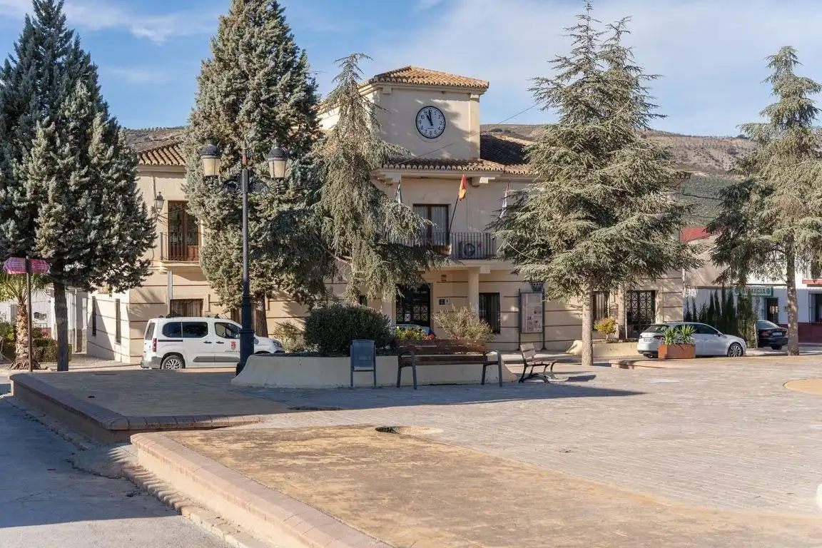 Vista exterior de Casa o xalet en venda en Cacín amb Balcó