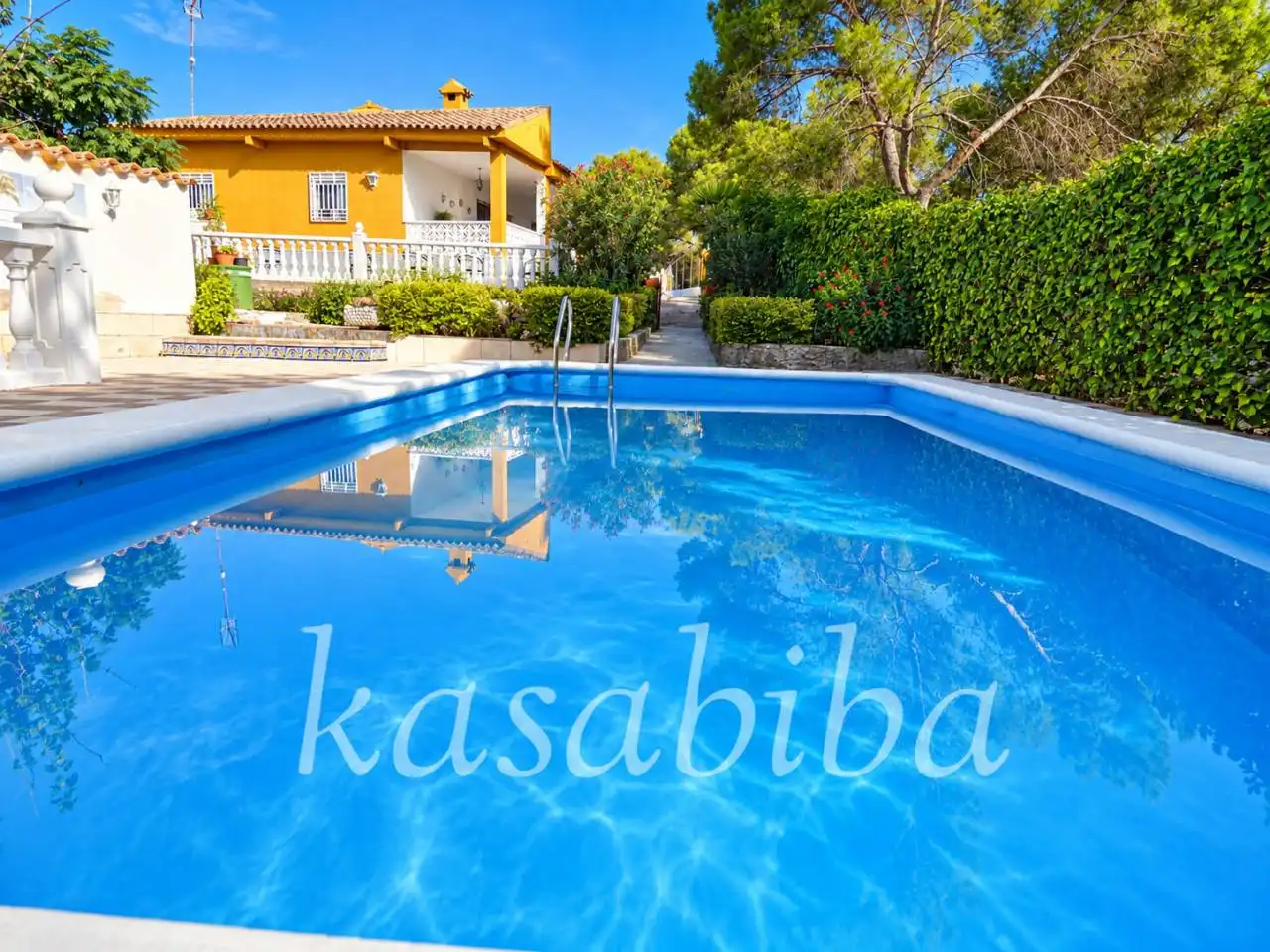 Villa avec piscine à vendre à Calle POLÍGONO