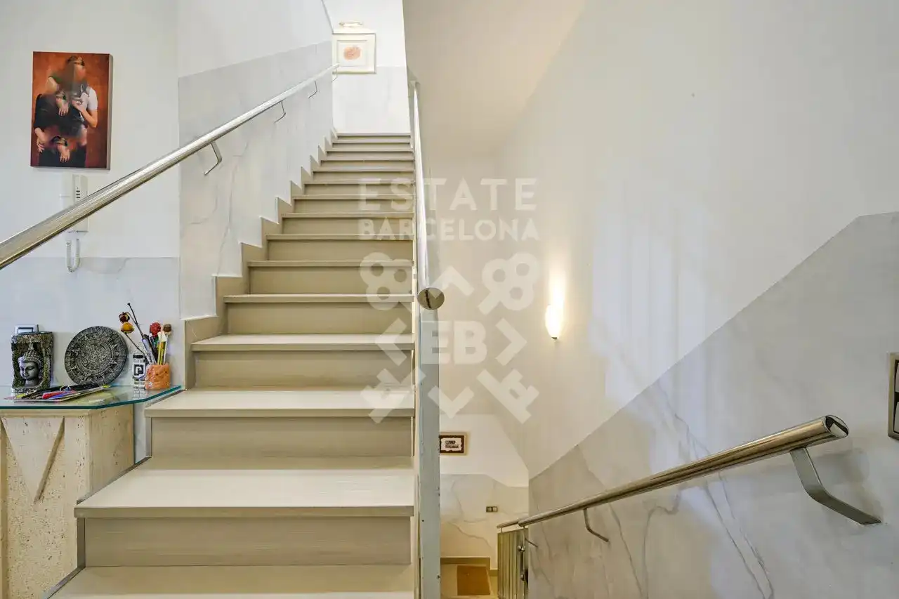 Einfamilien-Reihenhaus zum Verkauf in Mataró mit Klimaanlage, Heizung und Terrasse
