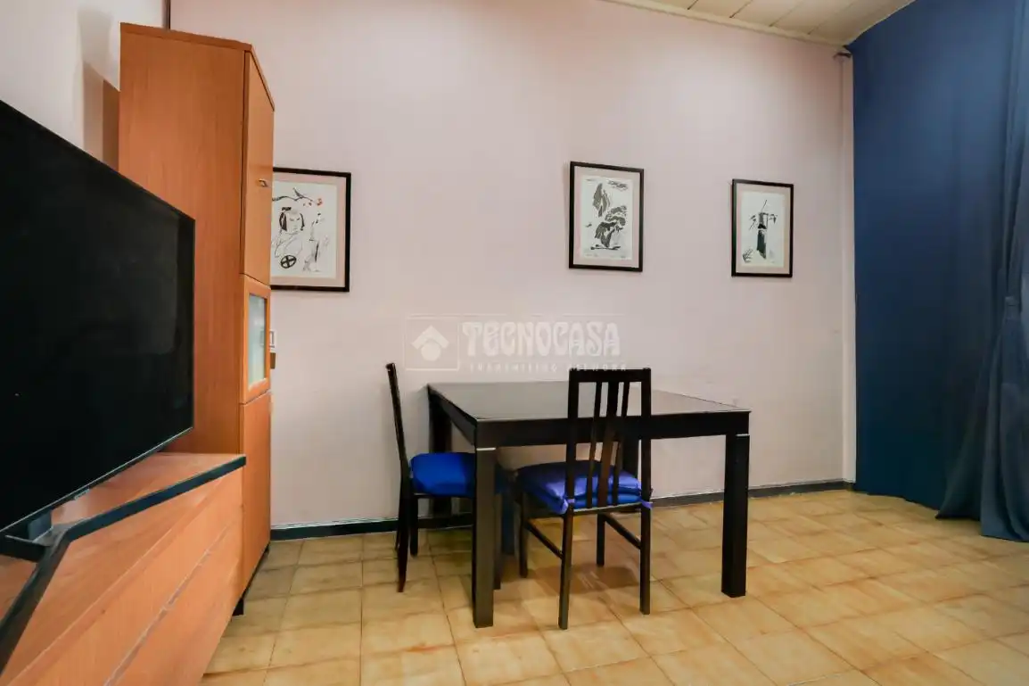 Comedor de Piso en venta en Barcelona con Balcón