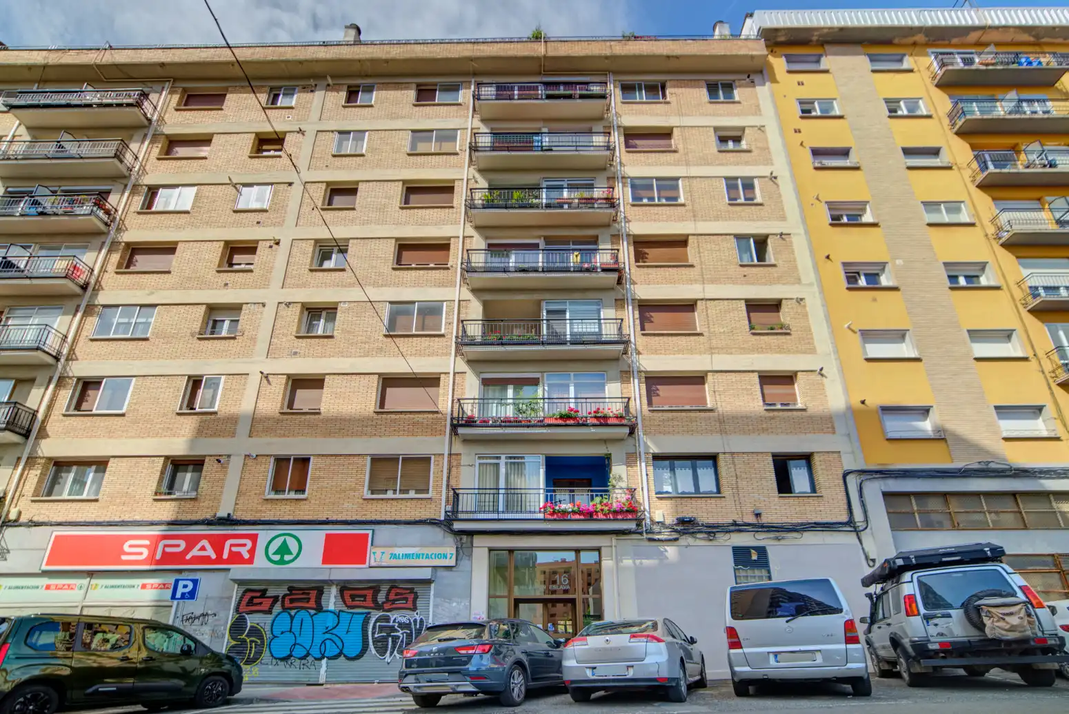 Vista exterior de Ático en venta en Burlada / Burlata con Calefacción, Parquet y Terraza