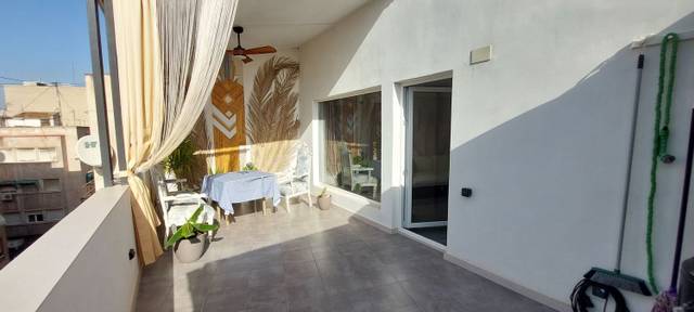 Piso en Venta en Calle Sevilla, 108 en Carolinas Bajas