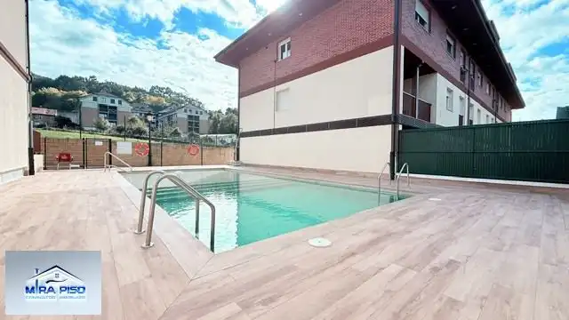 Piscina de Dúplex en venda en Limpias, Cantabria