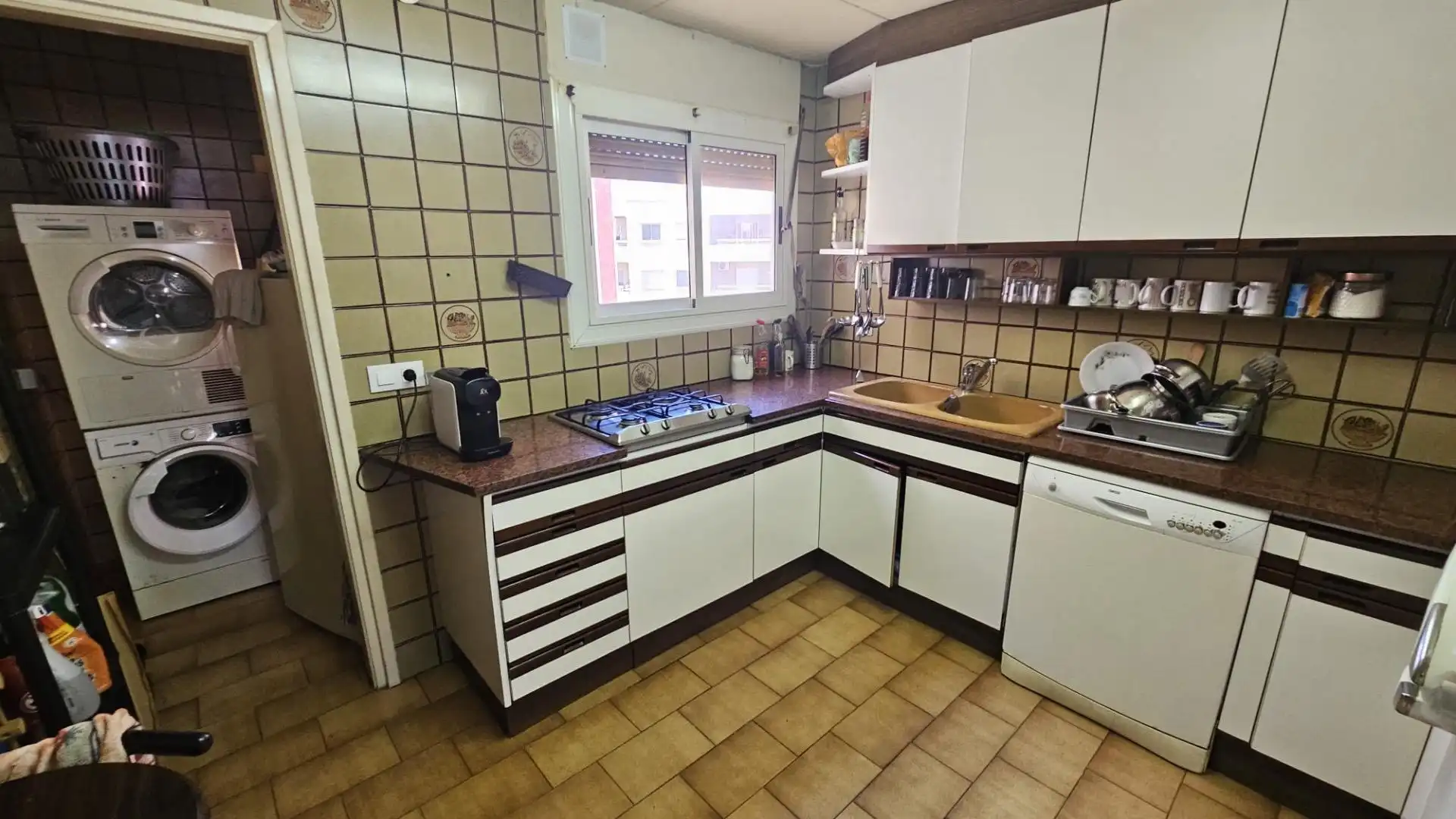 Cocina de Piso en venta en Pineda de Mar con Calefacción, Terraza y Balcón