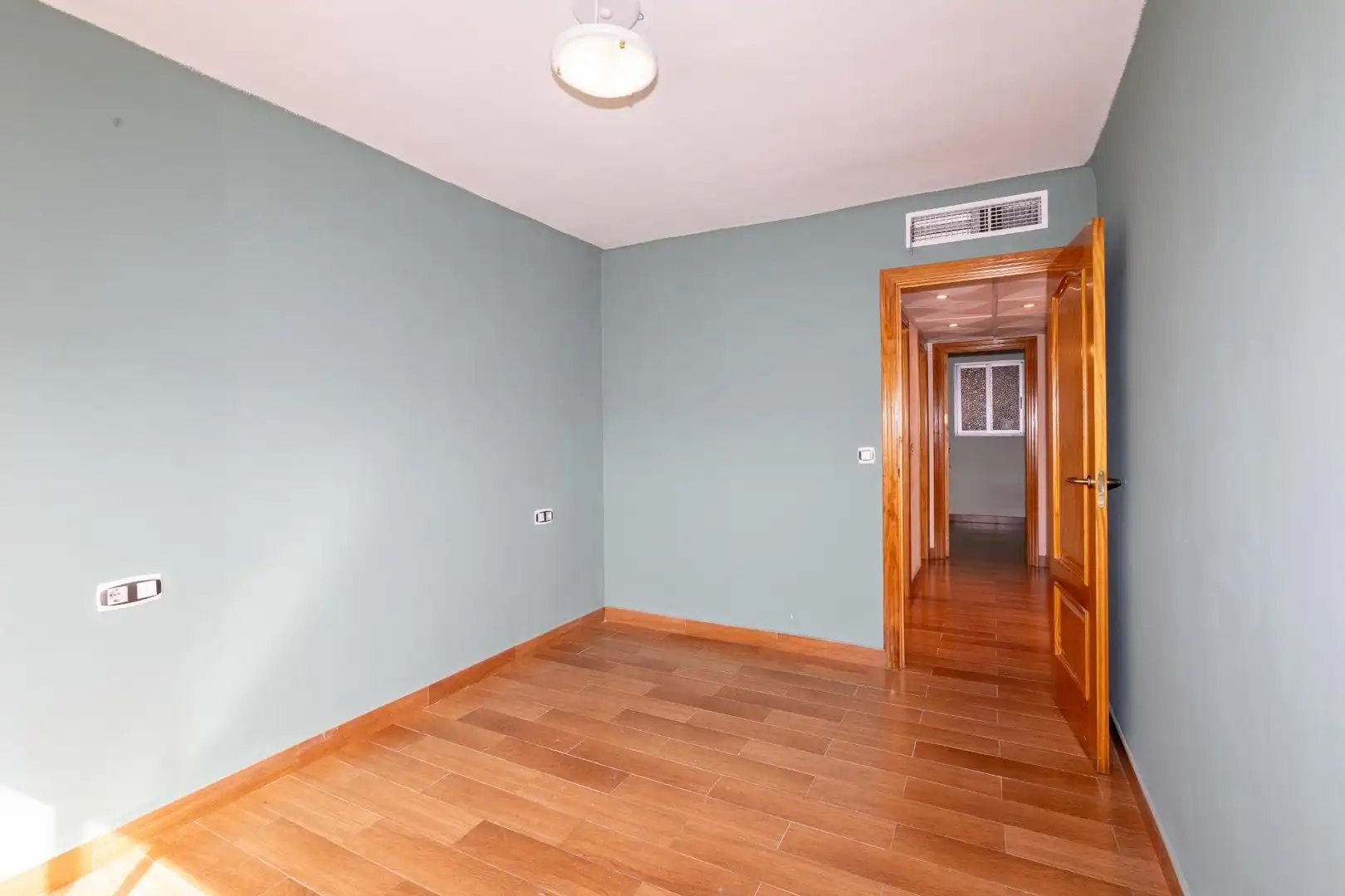 Habitación de Piso en venta en Málaga con Aire acondicionado, Parquet y Alarma