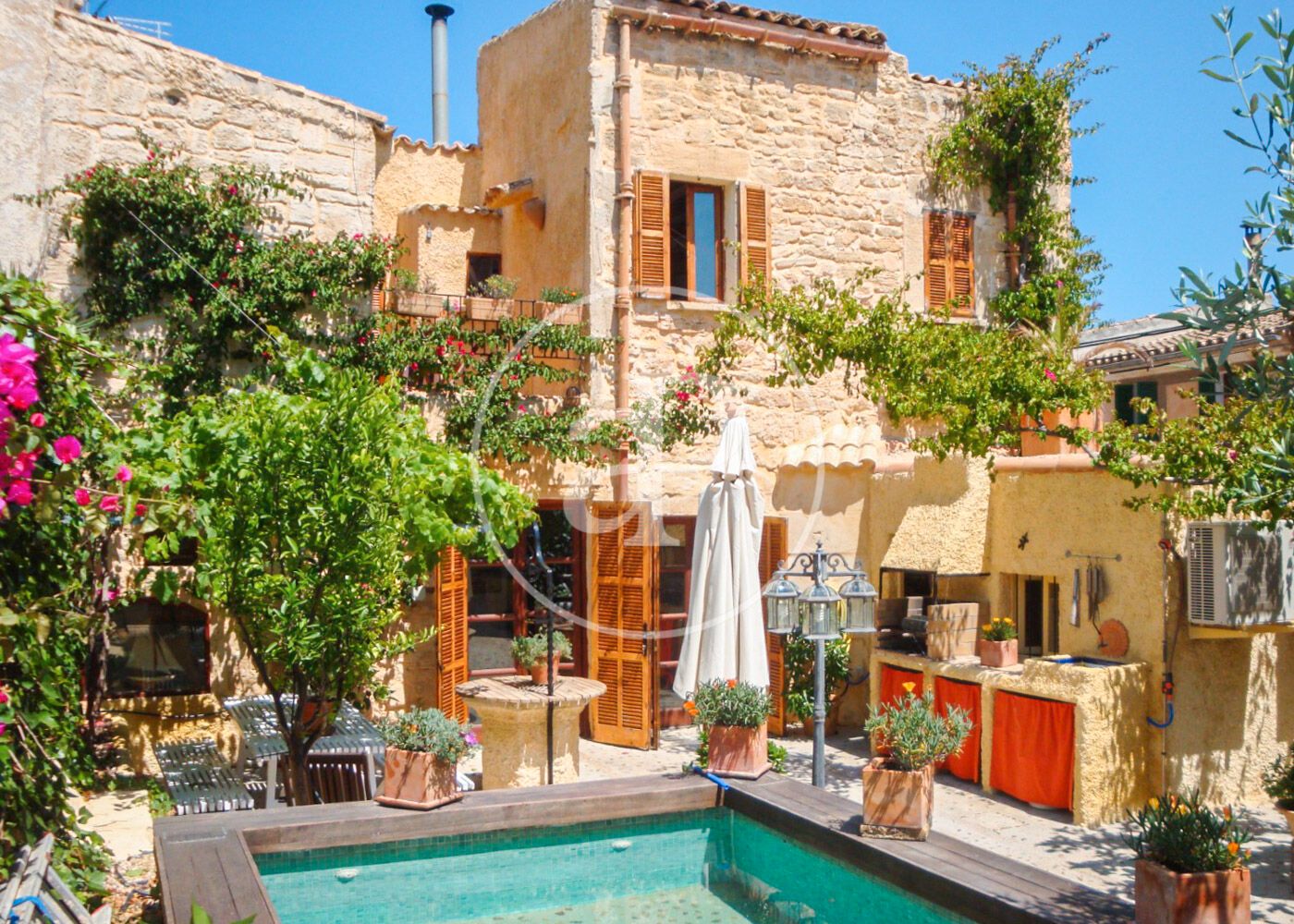 Exterior view of Single-family semi-detached for sale in Capdepera  with Heating, Private garden and Terrace