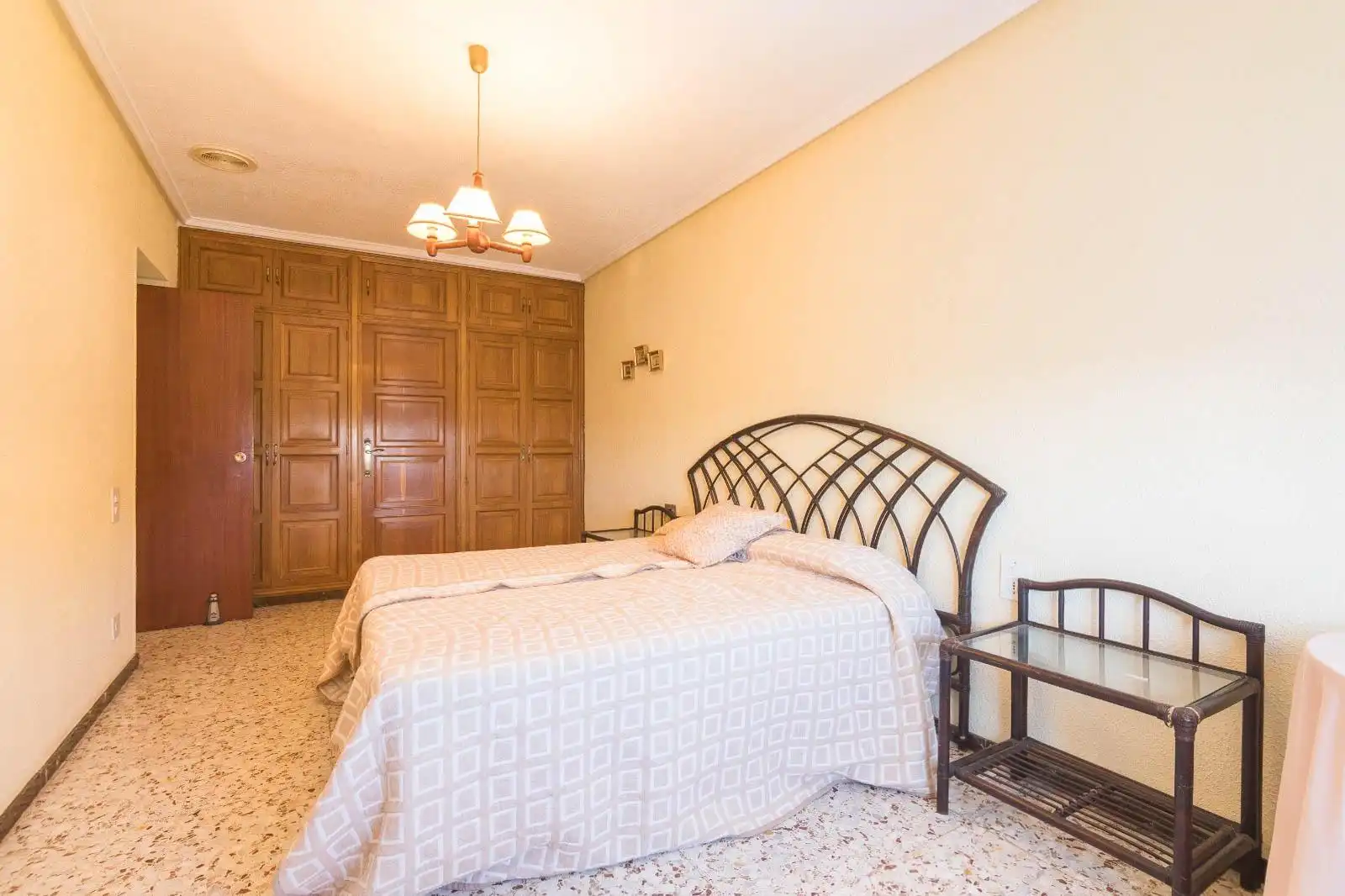 Dormitori de Casa o xalet en venda en Elche / Elx amb Terrassa, Traster i Piscina
