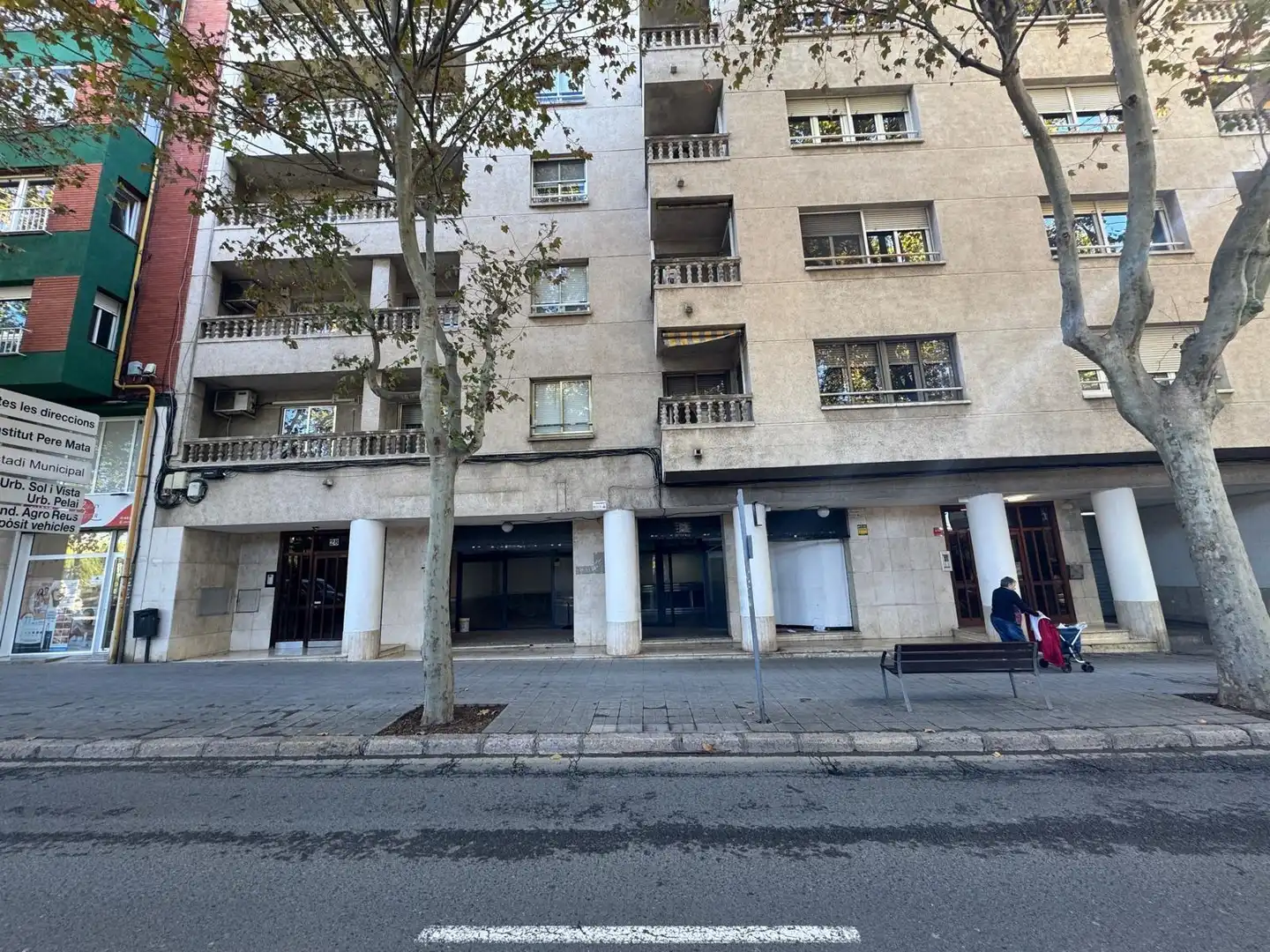 Local comercial en venta en Avenida PAISOS CATALANS 28, imagen 7