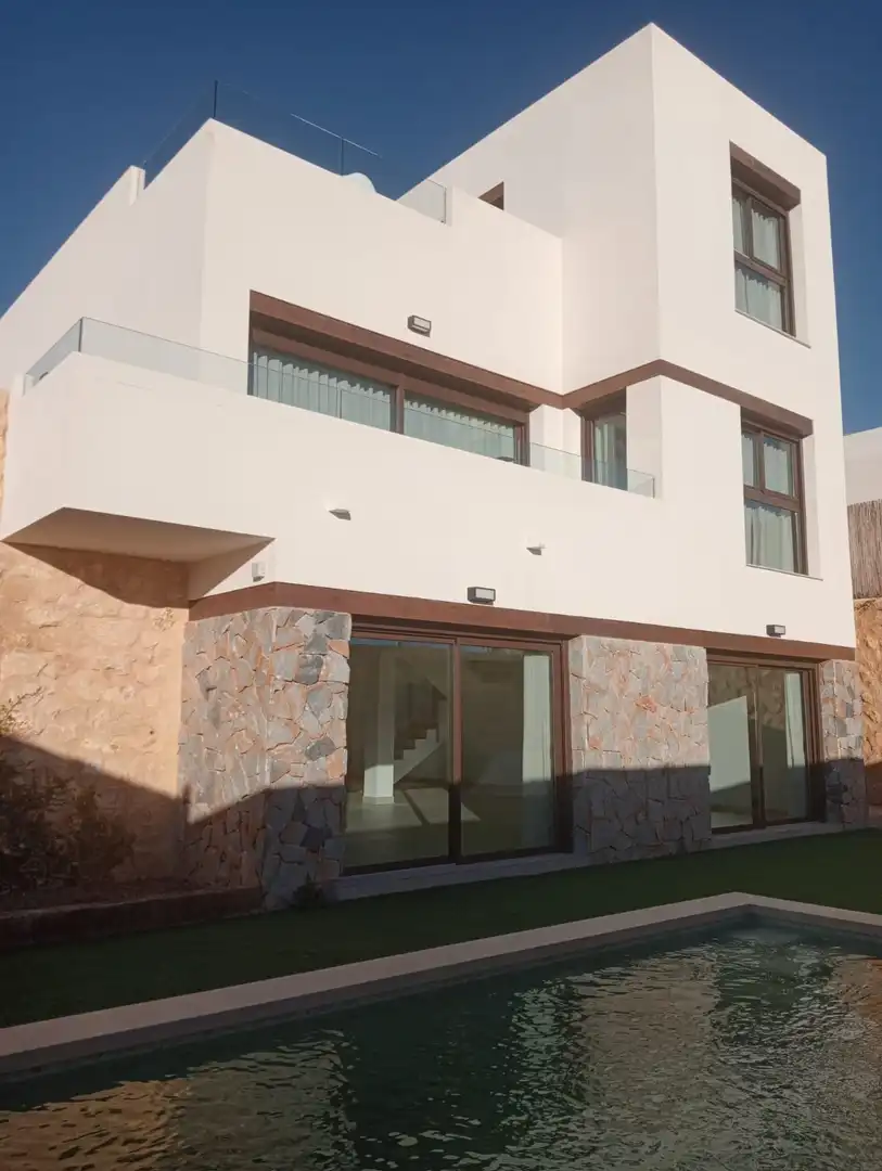 Chalet con piscina en venta en Balcón de Finestrat - Terra Marina, imagen 5
