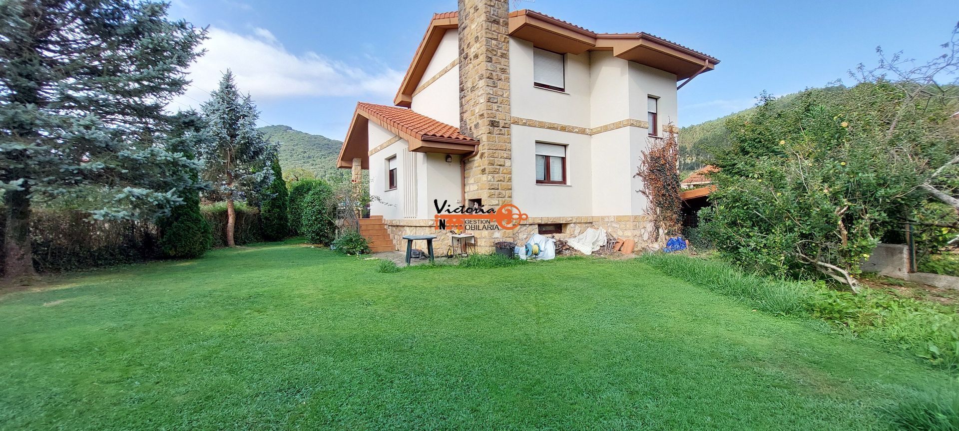 Exterior view of House or chalet for sale in Castro-Urdiales  with Heating and Private garden