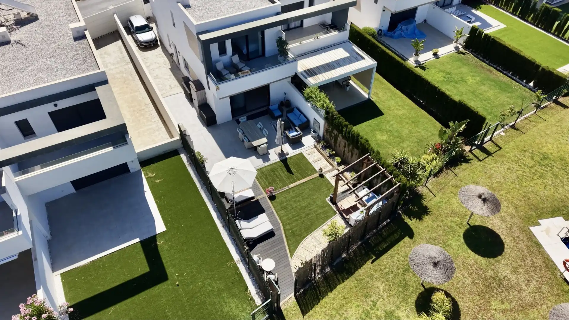 Casa pareada con piscina en venta en Selwo