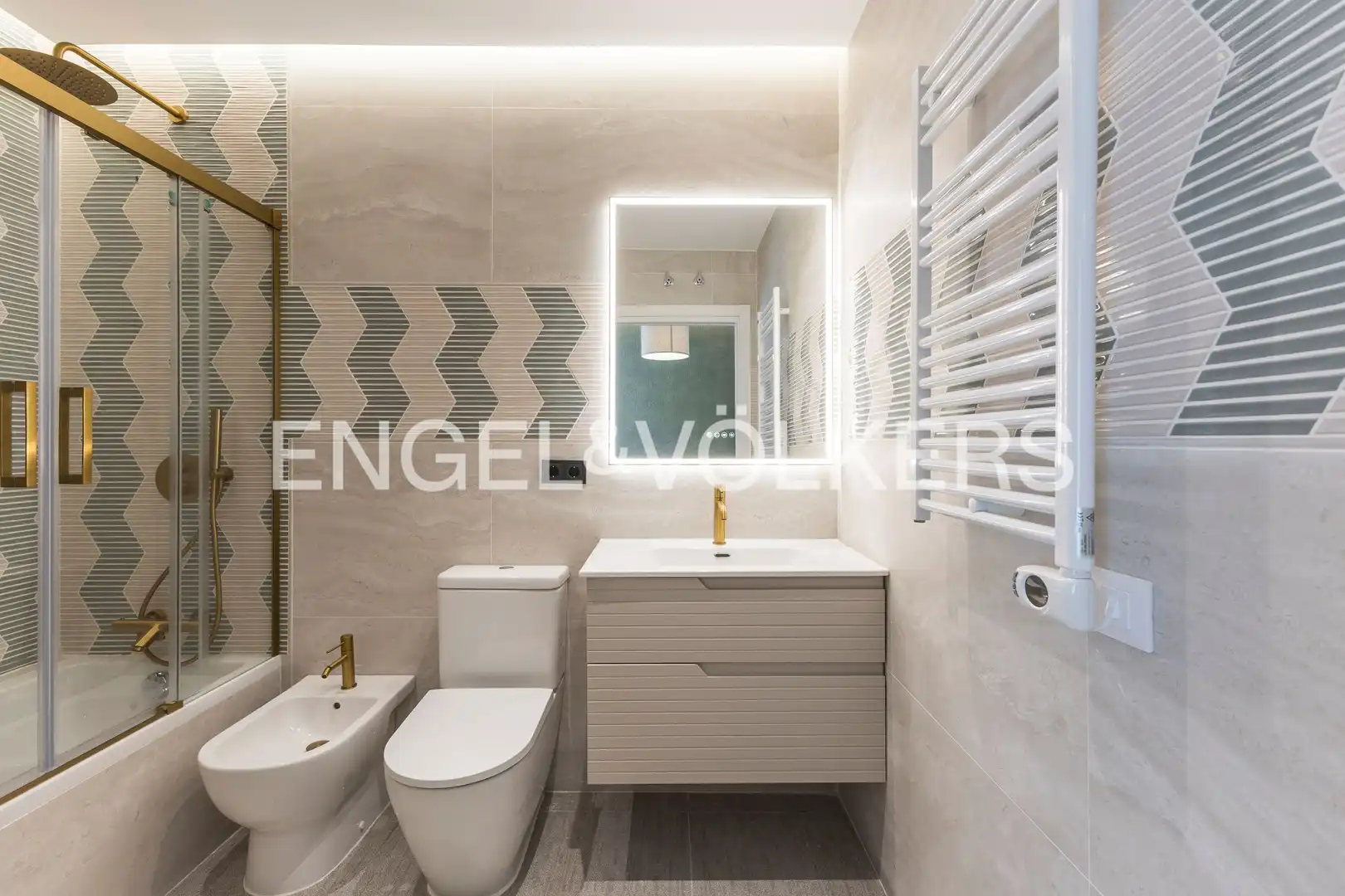 Piso con ascensor en venta en Calle de Guzmán el Bueno, imagen 31