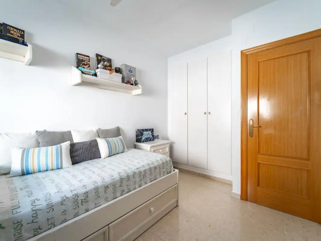 Piso con terraza en venta en Calle Carlos Cano, imagen 22