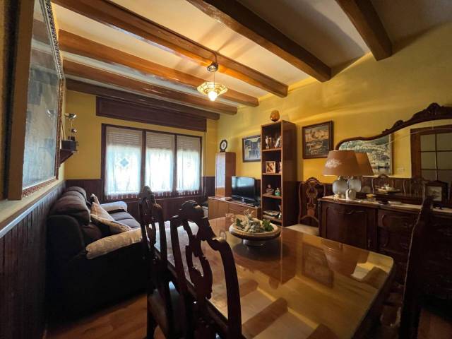 Piso en Venta en De la Pietat en Viladrau