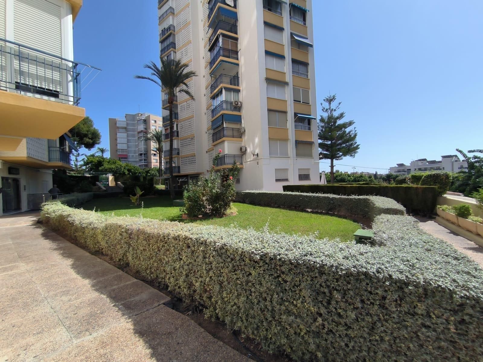 Exterior view of Attic for sale in Benidorm  with Heating, Private garden and Terrace